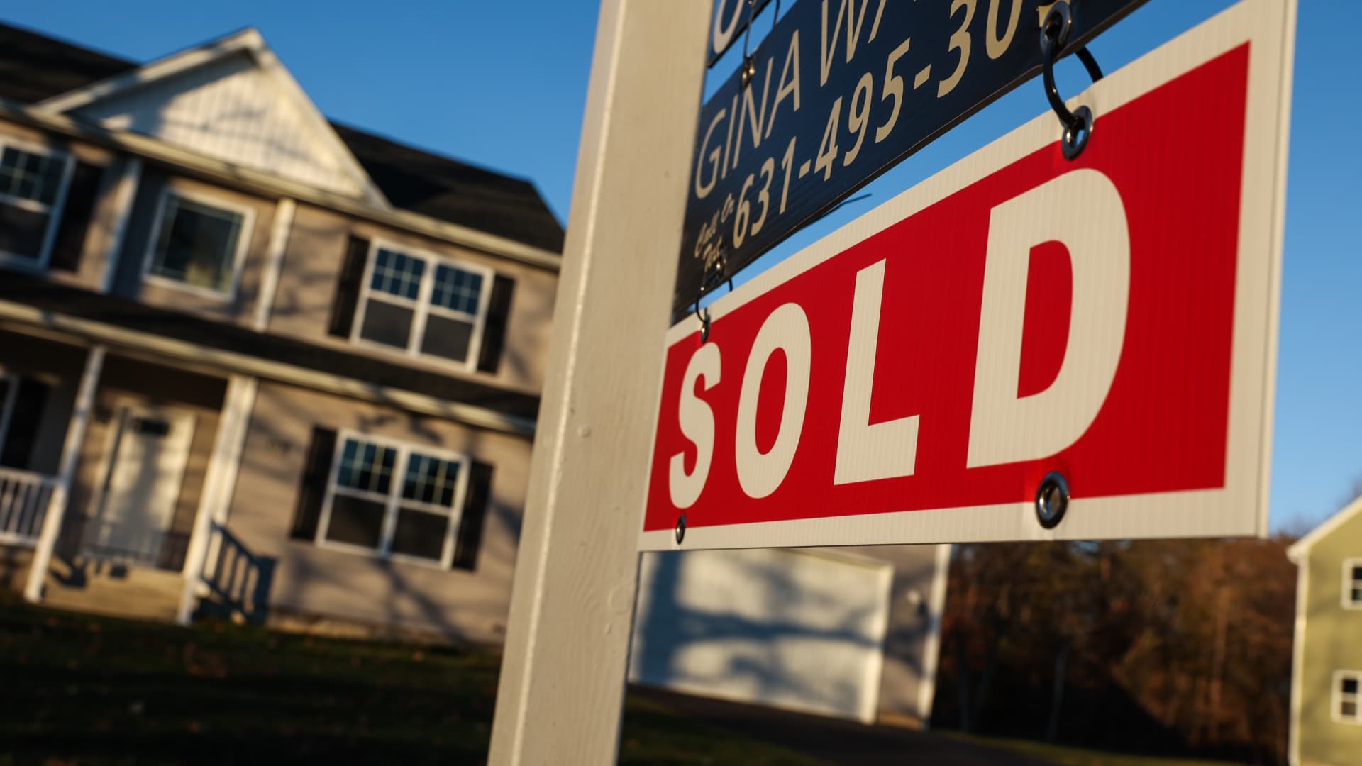 Weekly mortgage demand surges 14% higher as interest rates hit two-year low