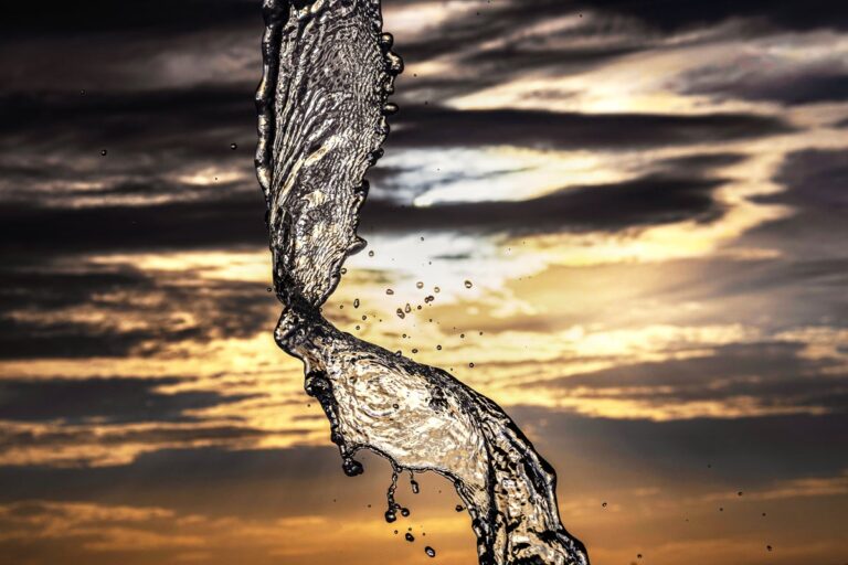 twisted water spray