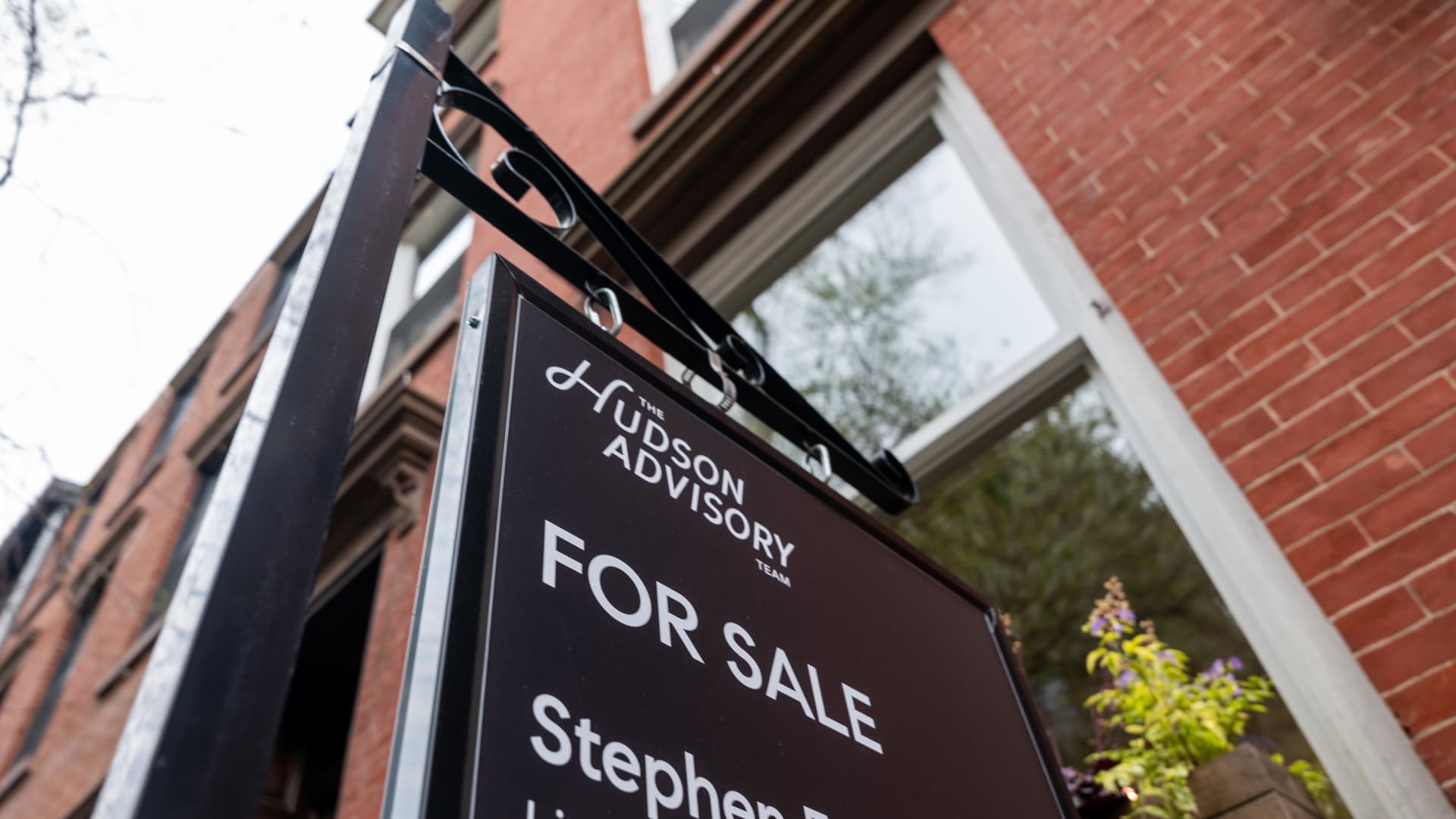 Selling of MBS by foreign owners could further spook the mortgage market