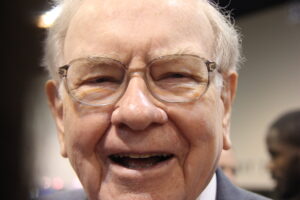 24 10 09 a close up of warren buffett mf dload1 tmf